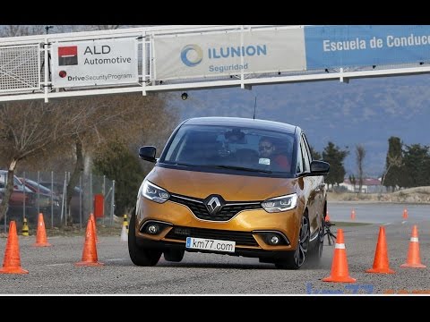 Renault Scenic Energy dCi 130 2017 – Maniobra de esquiva (moose test) y eslalon | km77.com