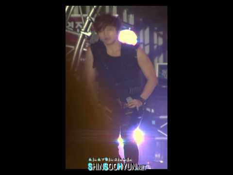 U-KISS 수현 - 111007 춘천재능기부콘서트 (빙글빙글)