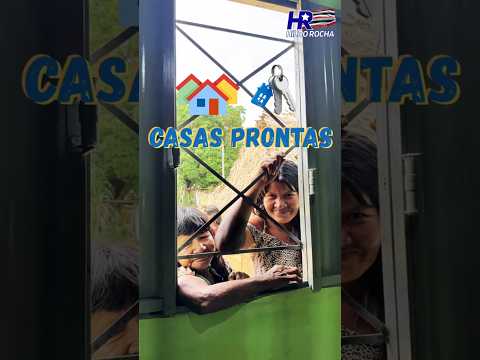 Entrega de casas em Fernando Falcão