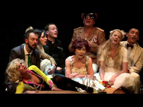 Vladimir Vladimirovič Majakovski - Misterij buffo / Mystery-Bouffe, režiser Aleksandar Popovski