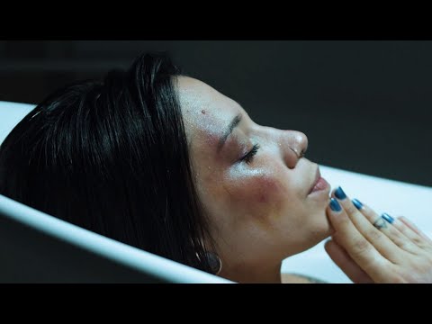 Estraca - Bela Adormecida Ft. Fabio Brazza