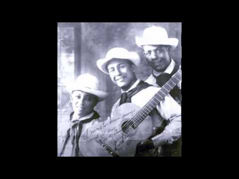 Trio Matamoros ~ Alegre Conga
