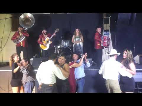 YESENIA MUÑOZ - ATRÉVETE