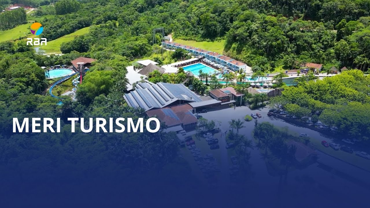 Muita diversão no parque aquático! ☀️💦