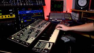 Video thumbnail for Roland SH-7 Ringmodulator Melody by Magnus Gladén