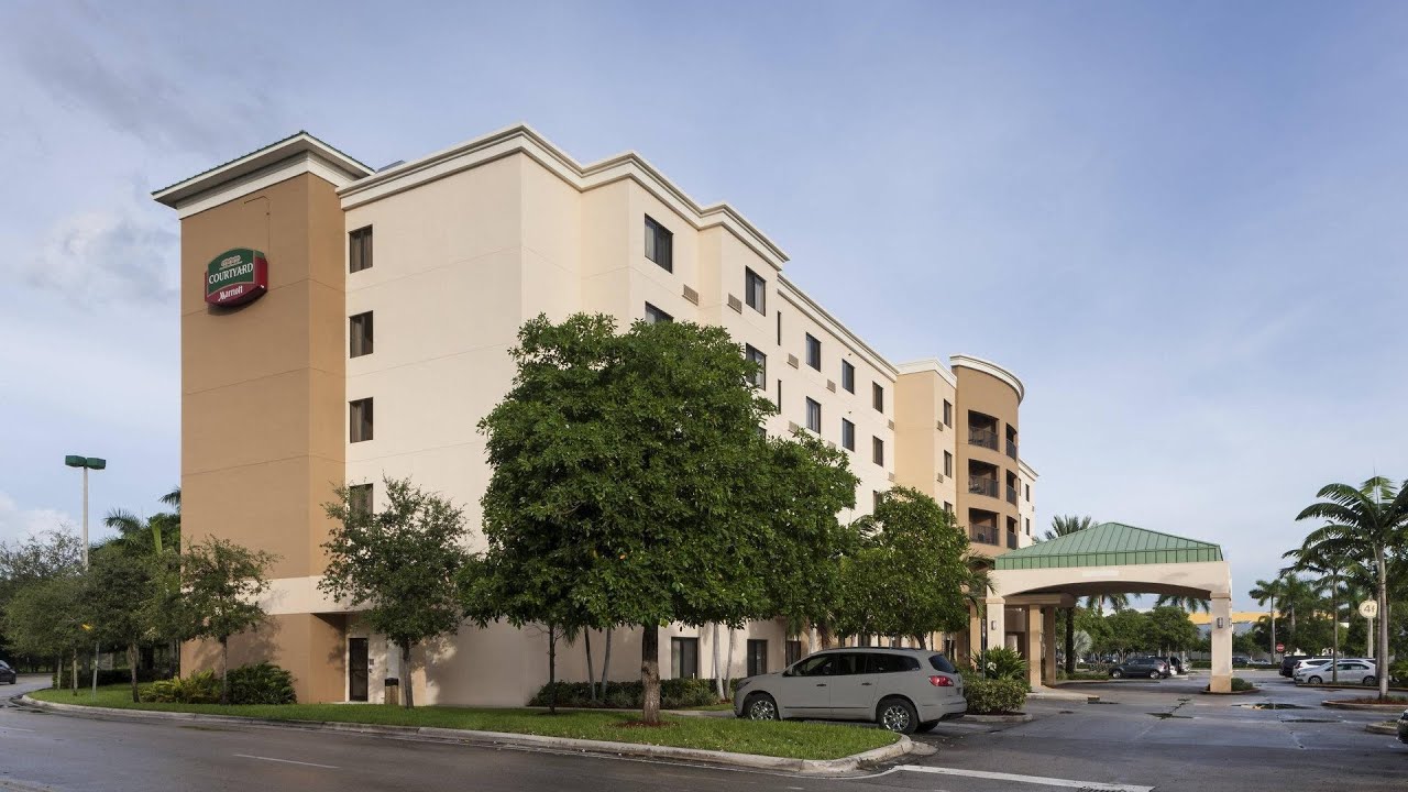 Courtyard Miami at Dolphin Mall | Miami (FL), United States | Hotel Review🏨