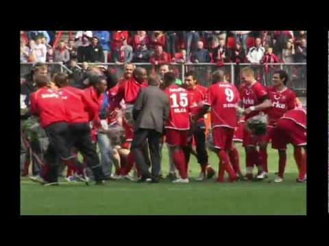 Kor's archief: FC Twente AZ  / 3 mei 2009.mp4
