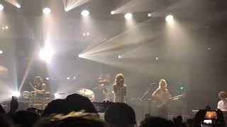 Paramore - Tell Me How (Live Debut) Nashville 2018