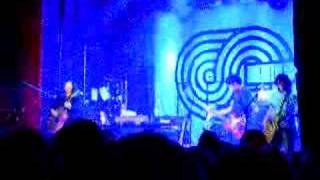 The Breeders - Happiness Is A Warm Gun Live 14 Apr 2008