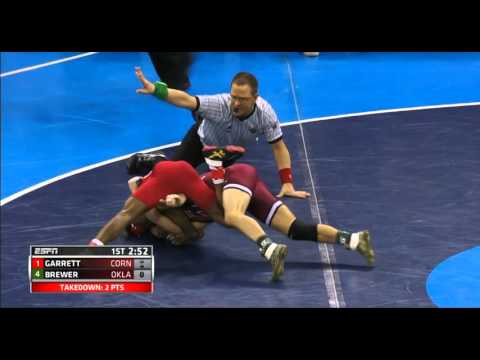 2016 NCAA 133 Semifinals Nahshon Garrett (CORN) v Cody Brewer (OU)