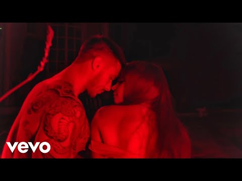 Karina Kay X Sagi Kariv - Red
