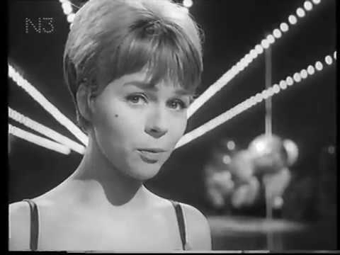 Conny ''Diese Nacht hat viele Lichter & Medley alter Schlager gesungen von Conny und anderen''