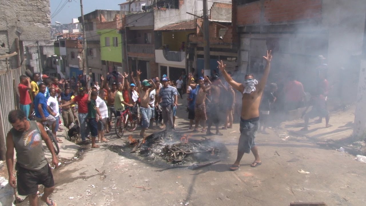 Moradores do Parque São Bernardo sofrem com reintegração de posse