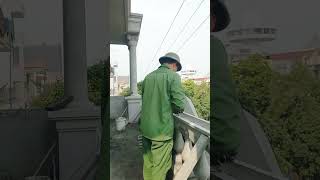 Dựng lan can tầng 3