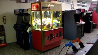 Bought this HUGE Clean Sweep 48" Crane Machine with the rare Sound Kits Installed