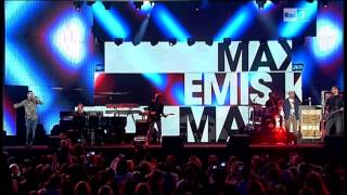Max Pezzali &amp; Emis Killa &quot;Sei Fantastica&quot; @ Music Awards 03.06.2014