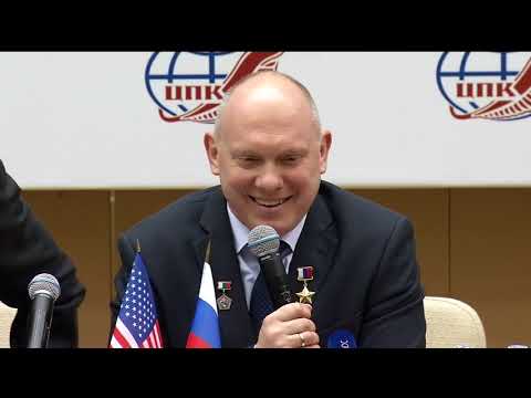 Expedition 54-55 GCTC News Conference, Red Square and Museum Visit