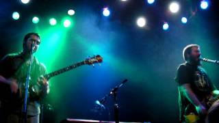 PiNBAcK - Concrete Seconds (live)