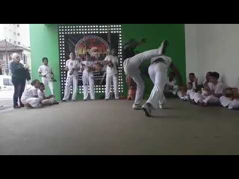 mestre Angoleiro e contra mestre choquito