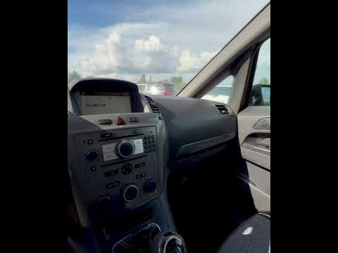 фото opel zafira b 0