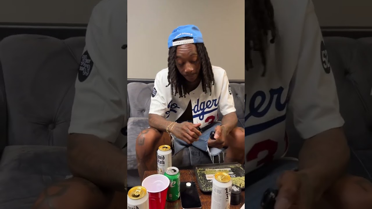 Water, weed and shroom