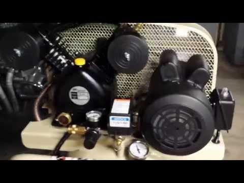 Air Compressor Ingersoll Garage Mate P1.5IU-A9 vs Makita MAC5200