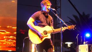 Sideways Figure Eights - Tanner Patrick - VidCon 2017