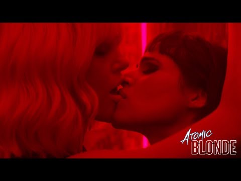 Atomic Blonde (Clip 'The Politics of Dancing')