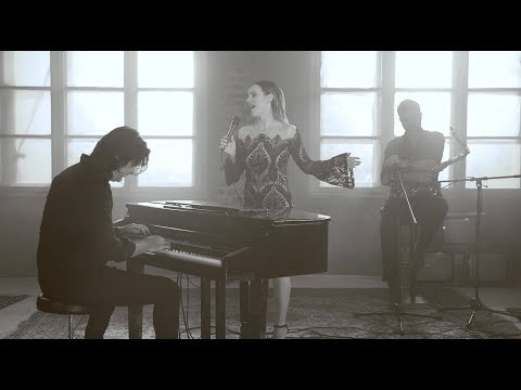 Tijana Bogicevic- Hajde Onda Nista