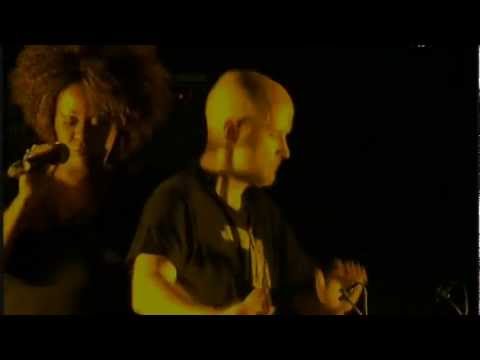 Moby - Raining Again (Steve Angello`s vocal remix) Live July 05-2009