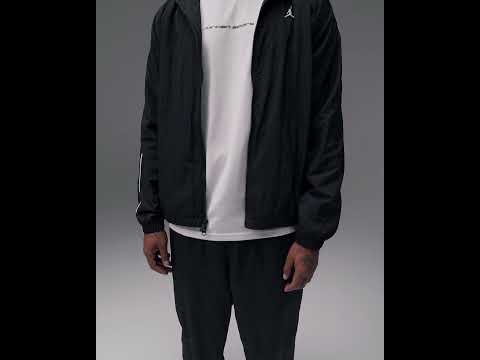 Urmăriți videoclipul