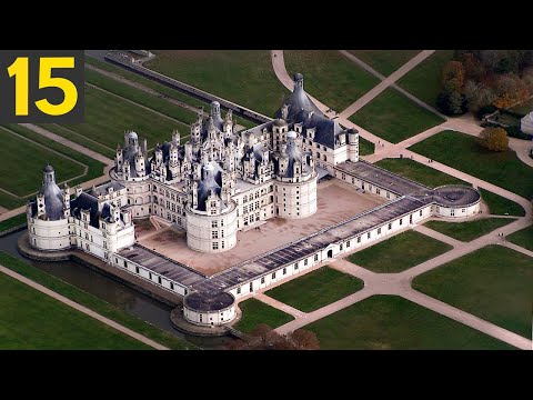 15 Of The BIGGEST Palaces On Earth