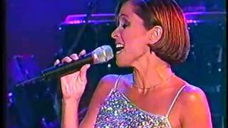 Gisselle &amp; Sergio Vargas - La Quiero a morir - Premio Lo Nuestro