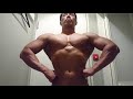 【Gay porn actor】I've been working out my arms