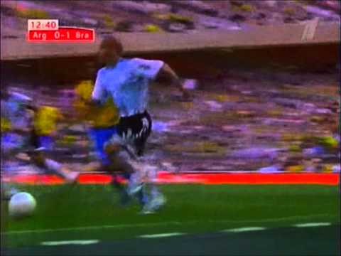 Riquelme vs Brasil (Tacos- Backheel)