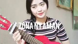 Download lagu Cewek Cantik Cover Lagu zona Nyaman mp3