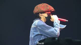 ACT III, M.O.T.T.E in Manila  "INTRO. 권지용 (Middle Fingers-Up)"