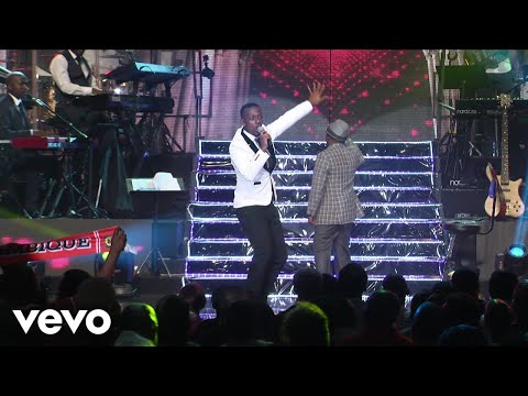 Joyous Celebration - Ngingowakho (Live at Grace Bible Church - Soweto, 2015)