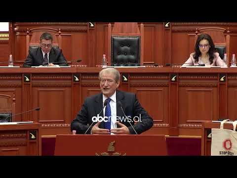 Ahmetaj debaton me Berishën: Theve embargon e naftës. Ish-kryeministri: Ecni mbi kufoma