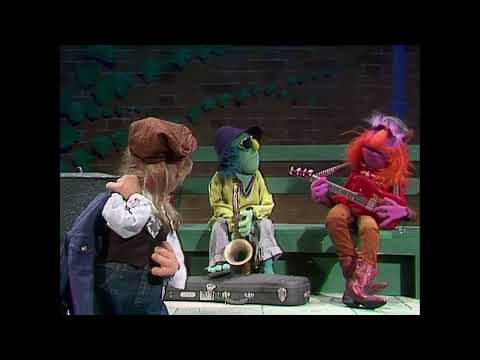 The Muppet Show - 413: Dizzy Gillespie - “Muppet Jazz Riff” #1 (1980)