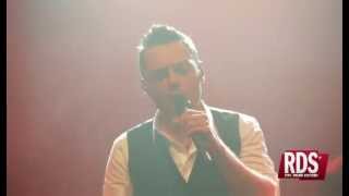 Tiziano Ferro - Il bimbo dentro (L&#39;amore è una cosa swing) [LIVE]