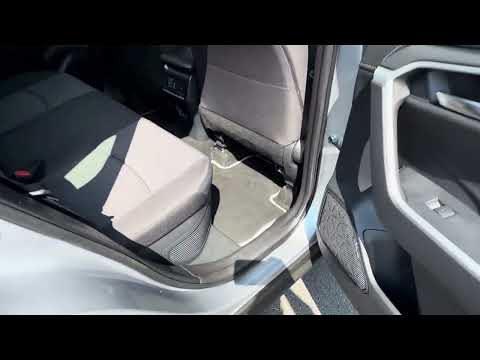 Toyota RAV4 2.5 Hybrid Luna 5dr *Irish Car not to - Image 2