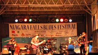 Every Time I Sing the Blues (Live at Niagara Falls Blues Festival)