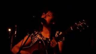 POLLY PAULUSMA 27ott07 (Mutiny,NA) "over the hill"