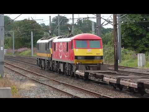 90020/90037 4m25 Mossend Euroterminal - Daventry, 2nd August 2021