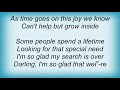 Aretha Franklin - United Together Lyrics