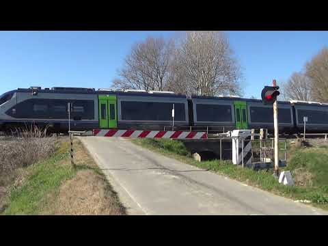 Passaggio a livello di via Fabbra Ovest - Granarolo Faentino (RA) / Level Crossing / Bahnübergang