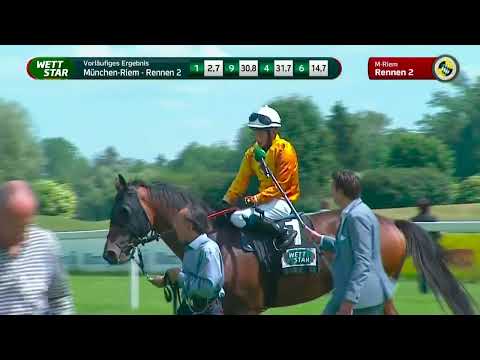 Interview Jockey Gavin Ashton nach dem Sieg auf FREIBIER im Preis vom Golfclub München-Riem