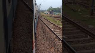 preview picture of video '12366 | Ranchi - Patna Janshatabdi Express | Leaving Muri and negotiating 180° curve'