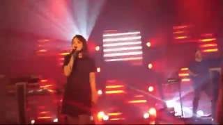 Chvrches Playing dead live HD from the front - Lupos Providence 9/20/2016 full song